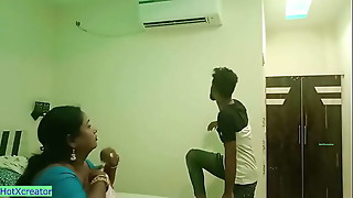 Indian hot Cheating wife hot hardcore sex! with clear Hindi audio